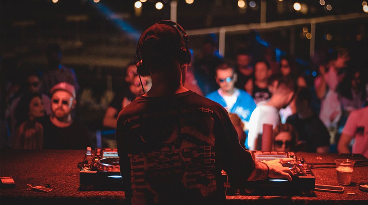 Evento speciale? Trova il DJ set perfetto con questi consigli essenziali 1